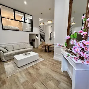 loma-suite-appartement-avec-balneotherapie.hotels-rhonealpes.com/