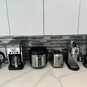Iresidence In - Fantastic Vacation Holiday home Toronto